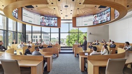 Business Innovation Building High Tech Classroom